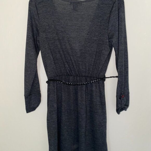 Delicious Los Angeles Long Sleeved Grey Dress with Elastic Waist & Pockets - Picture 8 of 12